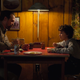 David Harbour, Millie Bobby Brown (Screenshot: Stranger Things)
